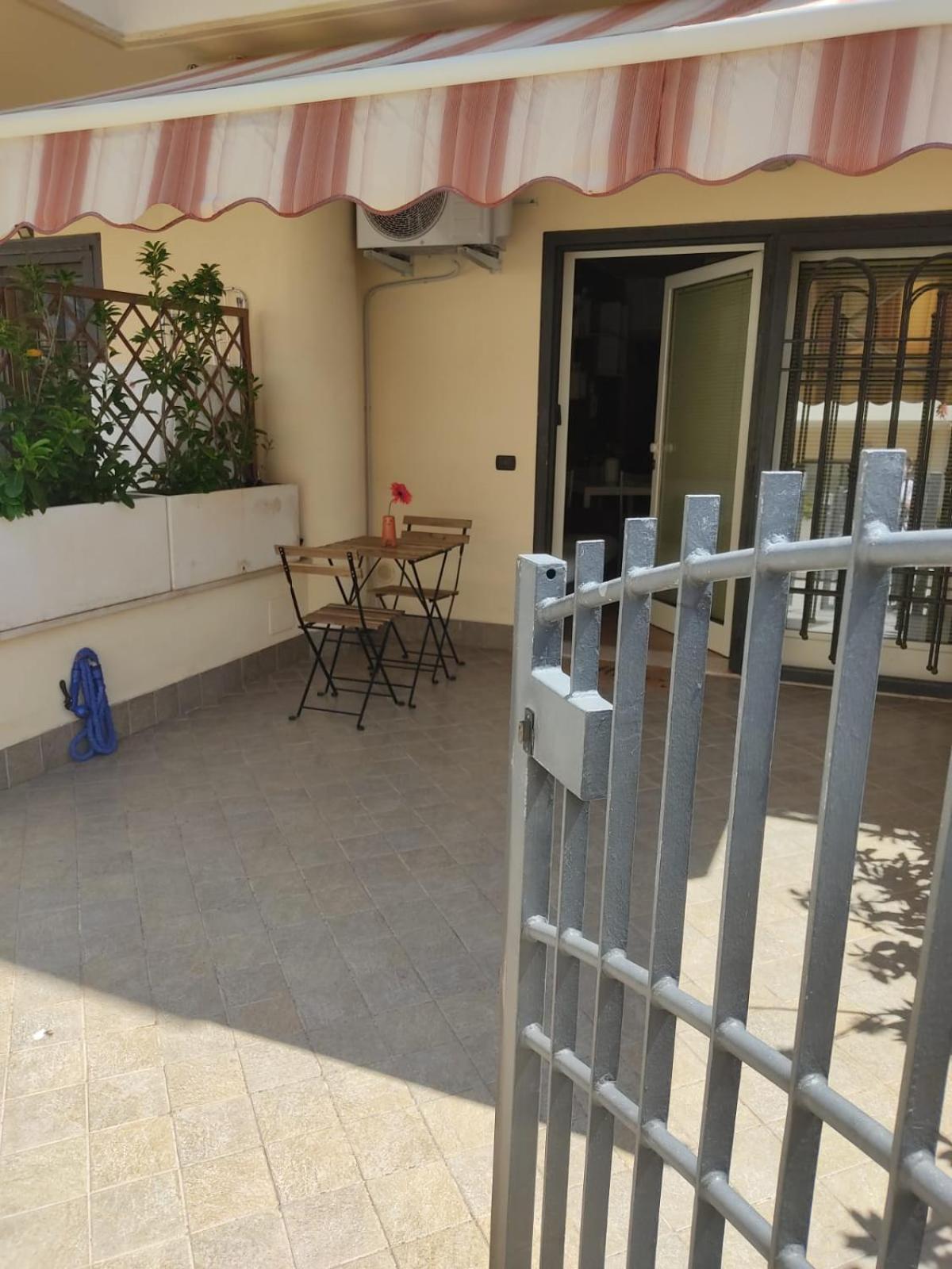 Ferienwohnung Ross House Fiumicino Exterior foto